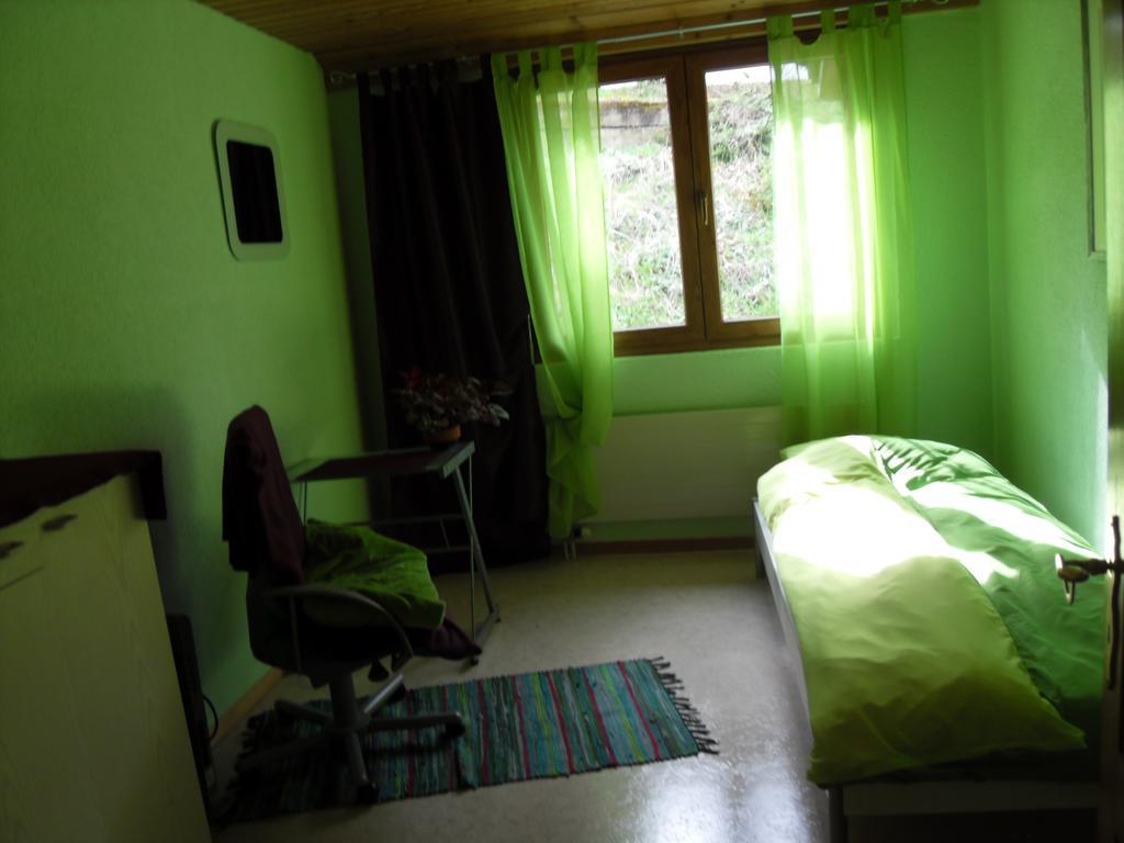 Bed&Breakfast In Flueh Hofstetten-Flüh エクステリア 写真