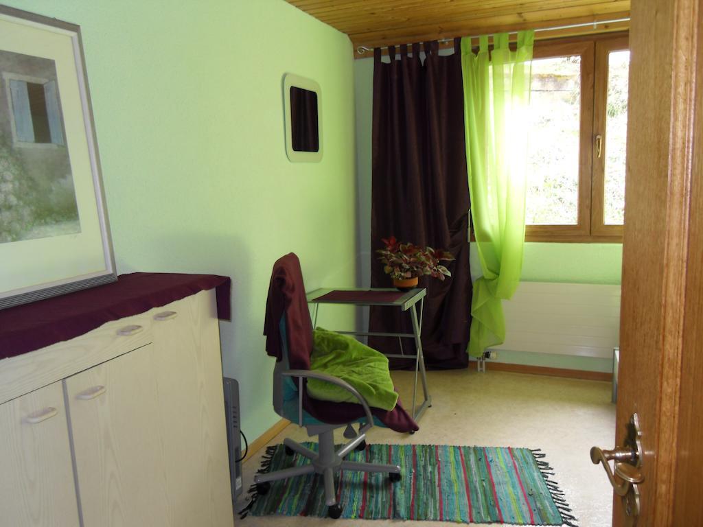 Bed&Breakfast In Flueh Hofstetten-Flüh 部屋 写真